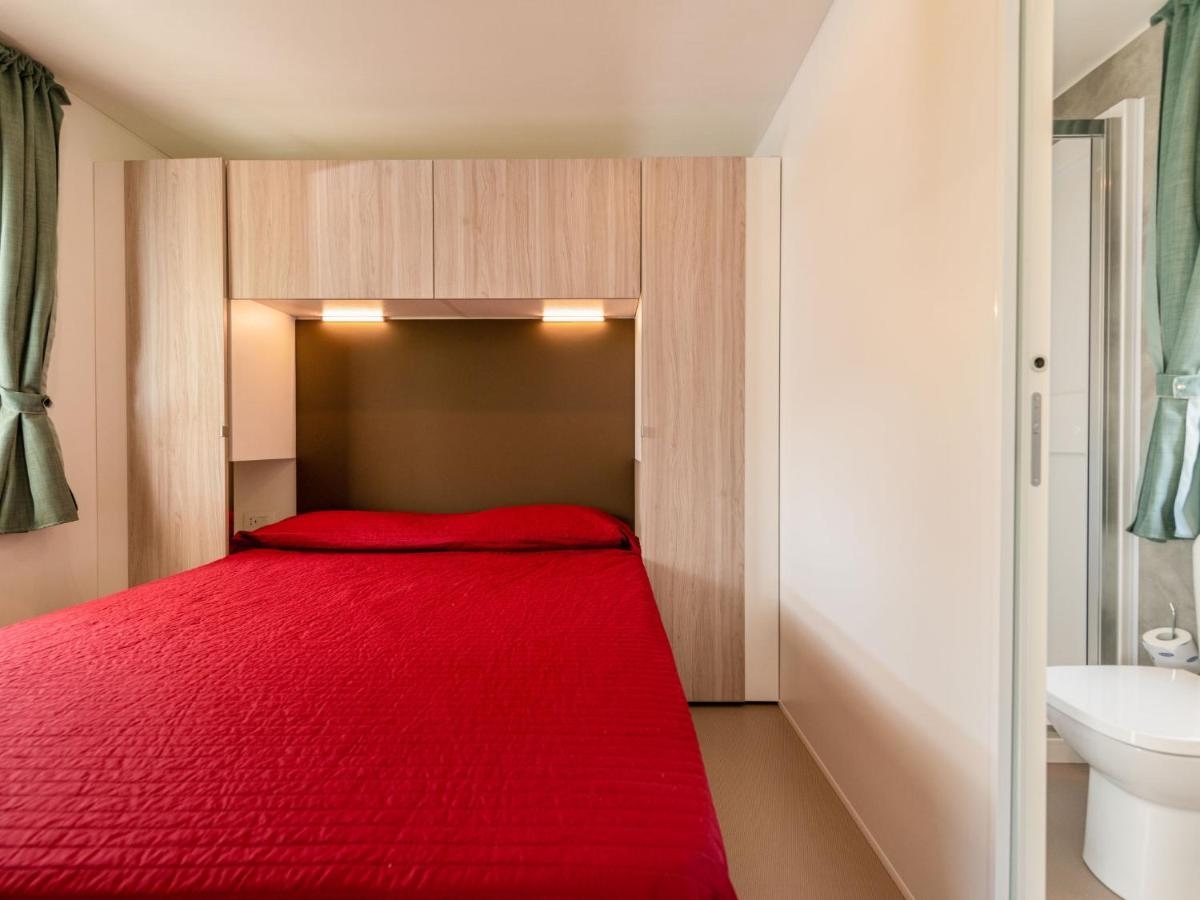 Holiday Home Garda Suite Deluxe By Interhome Rivoltella del Garda Exterior photo